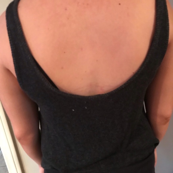 A&F edgy graphic tank top - Picture 3 of 3